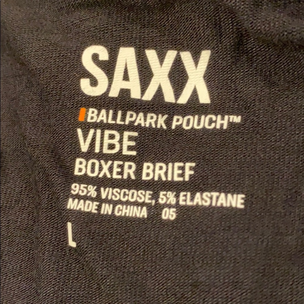 SAXX NEW Vibe Boxer Briefs - Picture 2 of 4